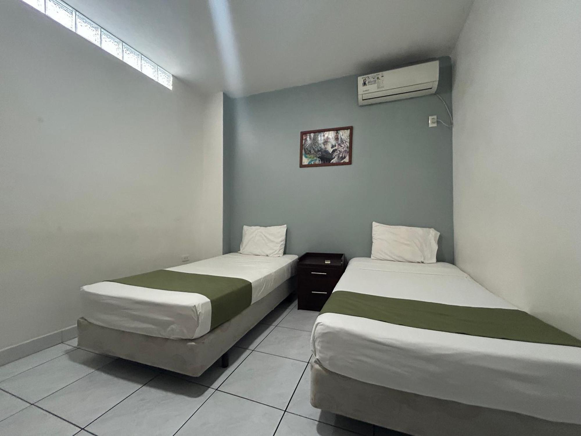 Departamentos De 2 Y 3 Habitaciones En El Centro De Manta Exterior foto