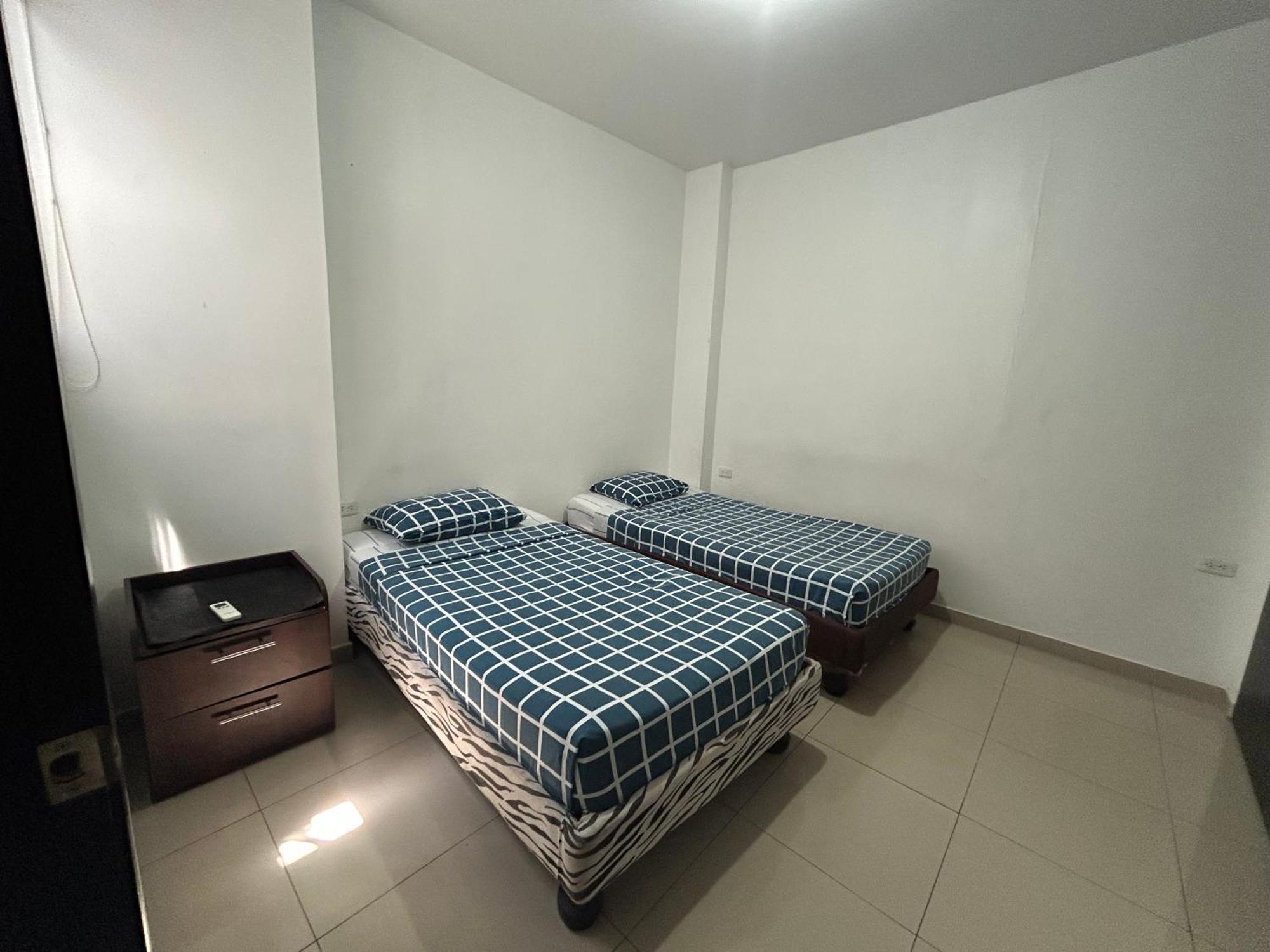 Departamentos De 2 Y 3 Habitaciones En El Centro De Manta Exterior foto